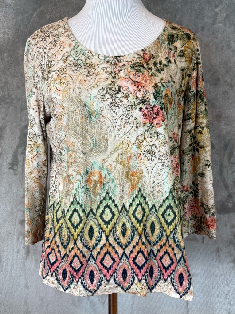 Chico's Long Sleeve Top Wmn’s 1 Paisley Floral & Geometric Print